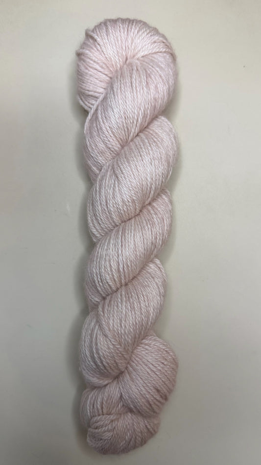 DK Weight- 100% Baby Alpaca: Conch Shell Pink
