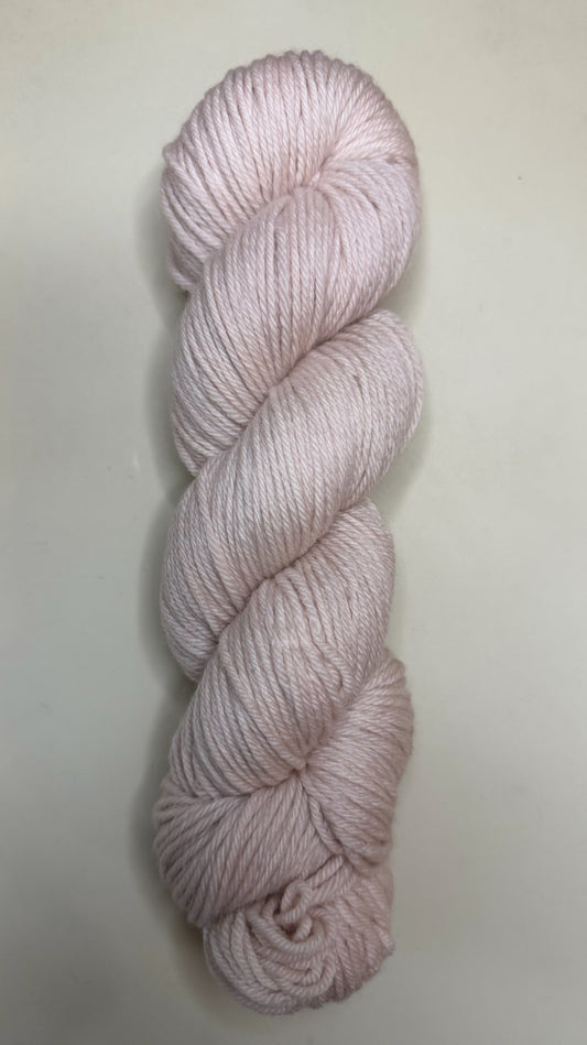 Worsted Weight- Non-Superwash Merino Wool: Conch Shell Pink