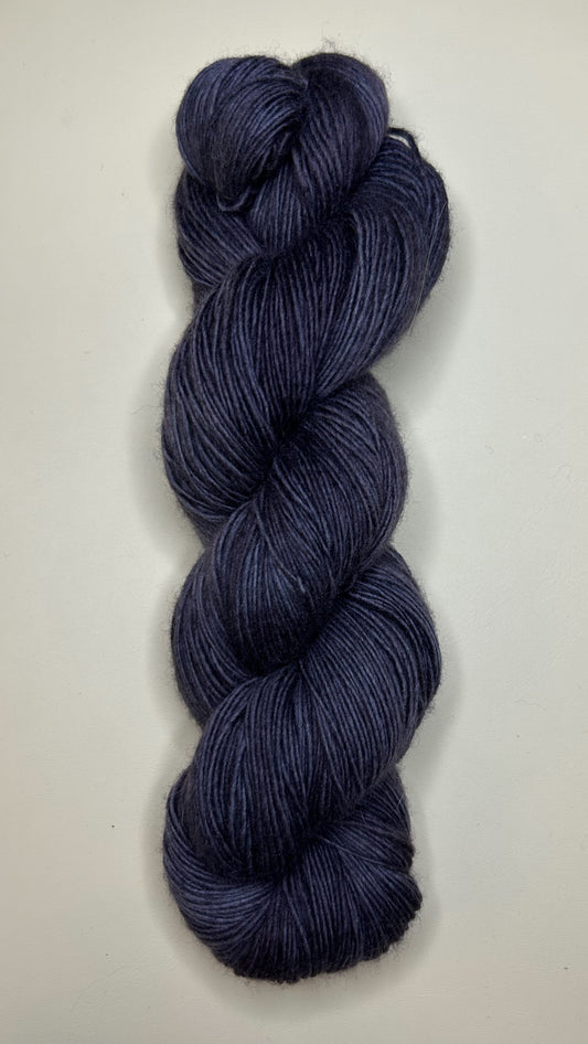 Worsted Weight- Non-Superwash Merino Wool: Fjord